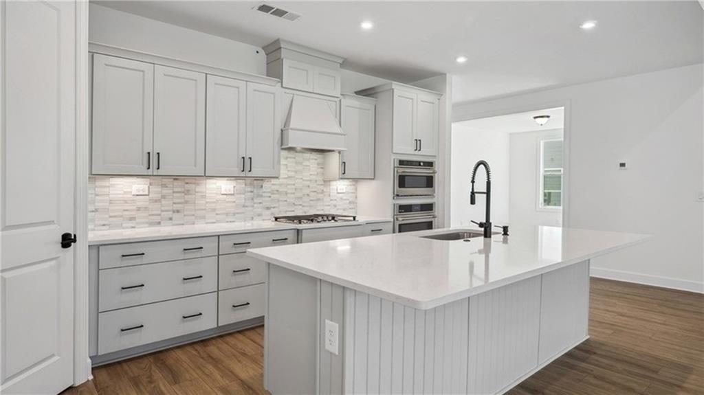 392 Huron Lane