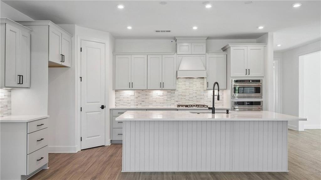 392 Huron Lane