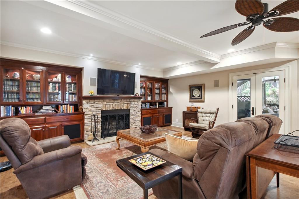 488 Schofield Drive