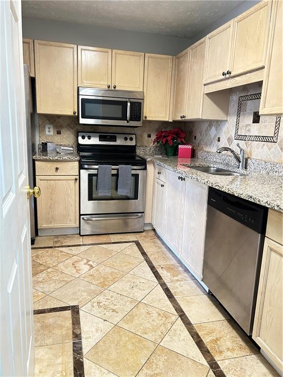 536 Bentley Place