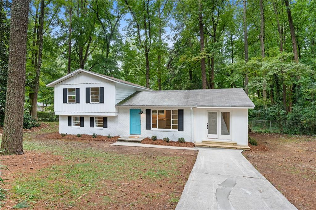 3870 Live Oak Drive