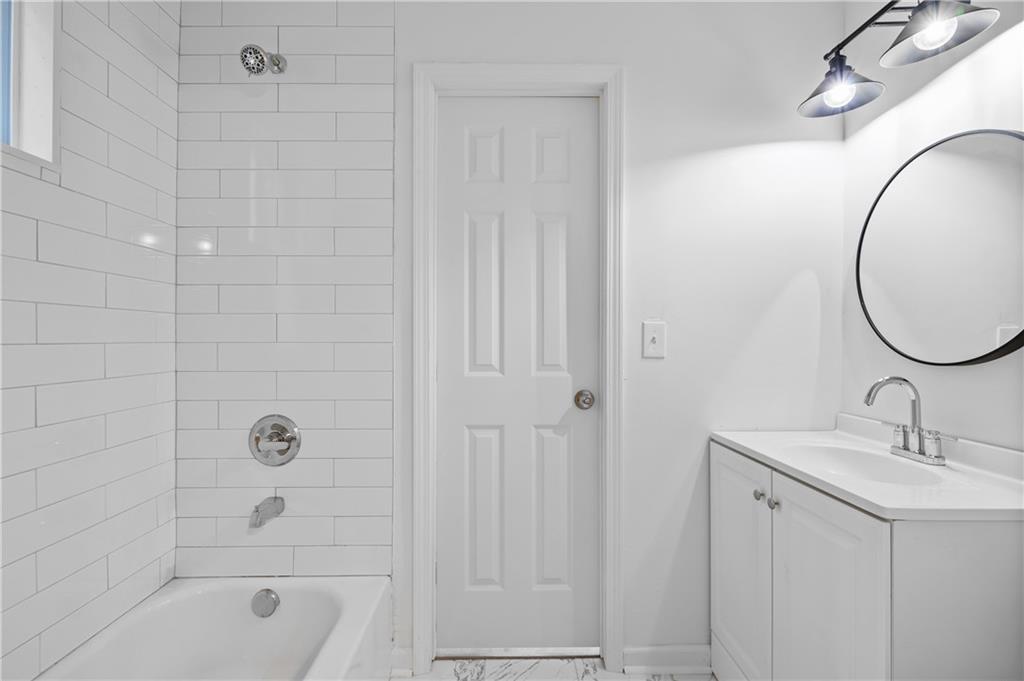 3870 Live Oak Drive