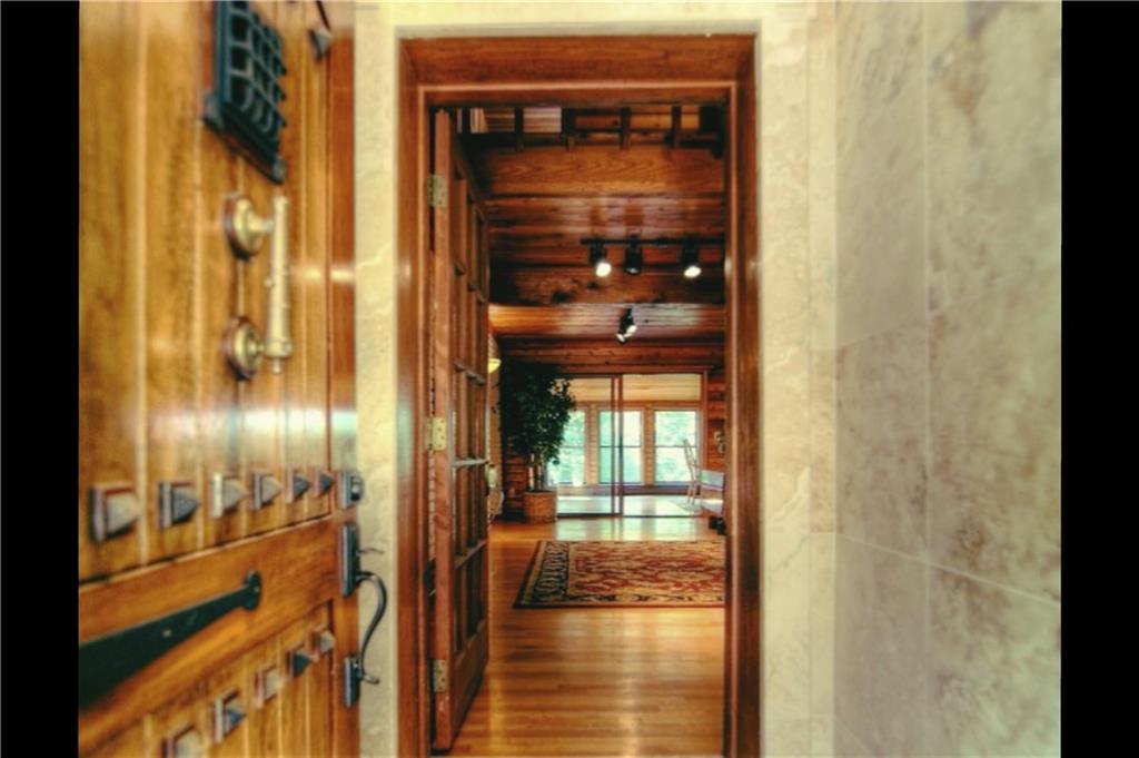 83 Mountain Ridge Drive SE