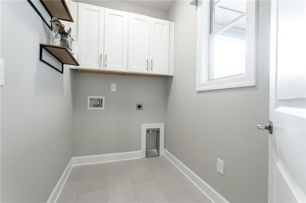 253 Pecks Court