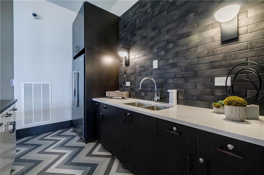 775 Juniper Street NE Unit 615