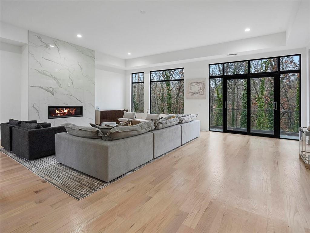 630 Colebrook Court