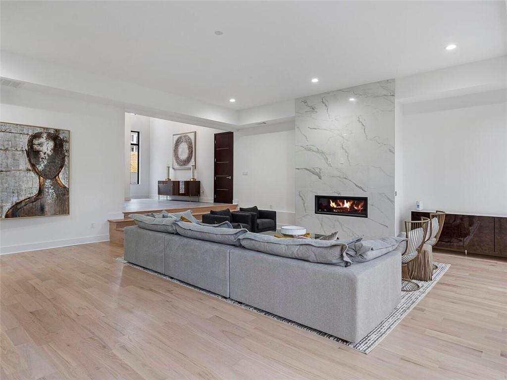 630 Colebrook Court