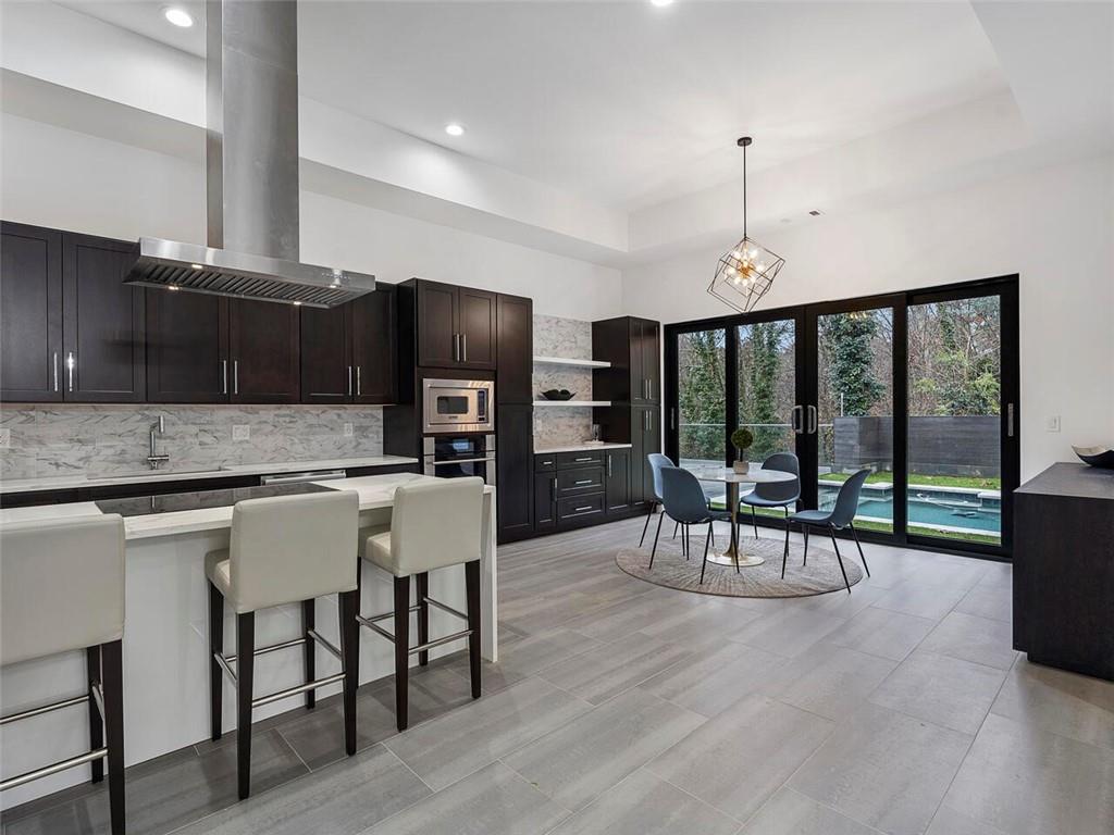 630 Colebrook Court