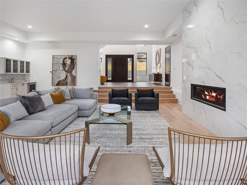 630 Colebrook Court
