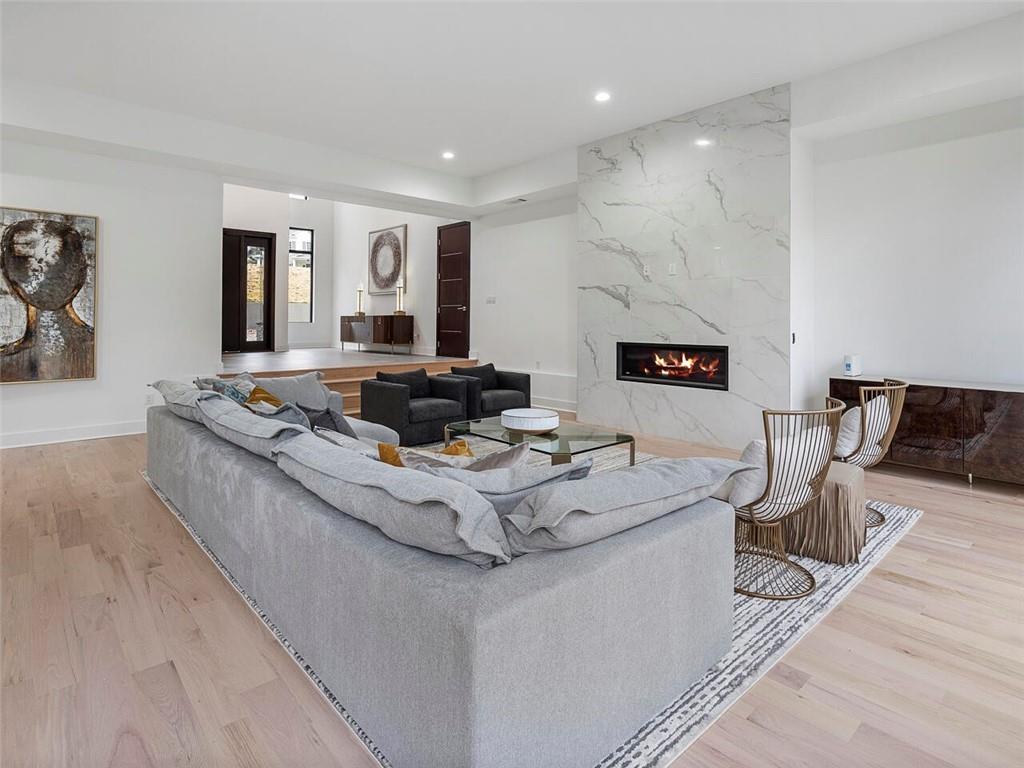 630 Colebrook Court