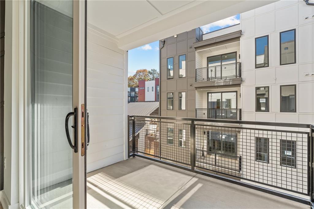 396 Pratt Drive Unit 1932