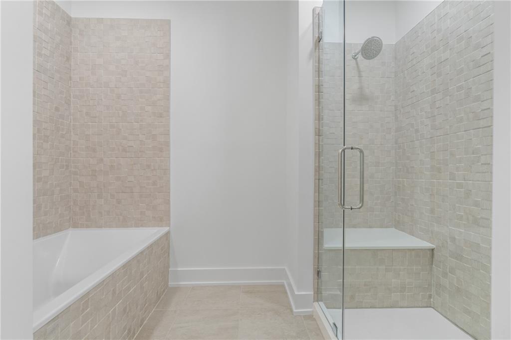 775 Juniper Street NE Unit 522