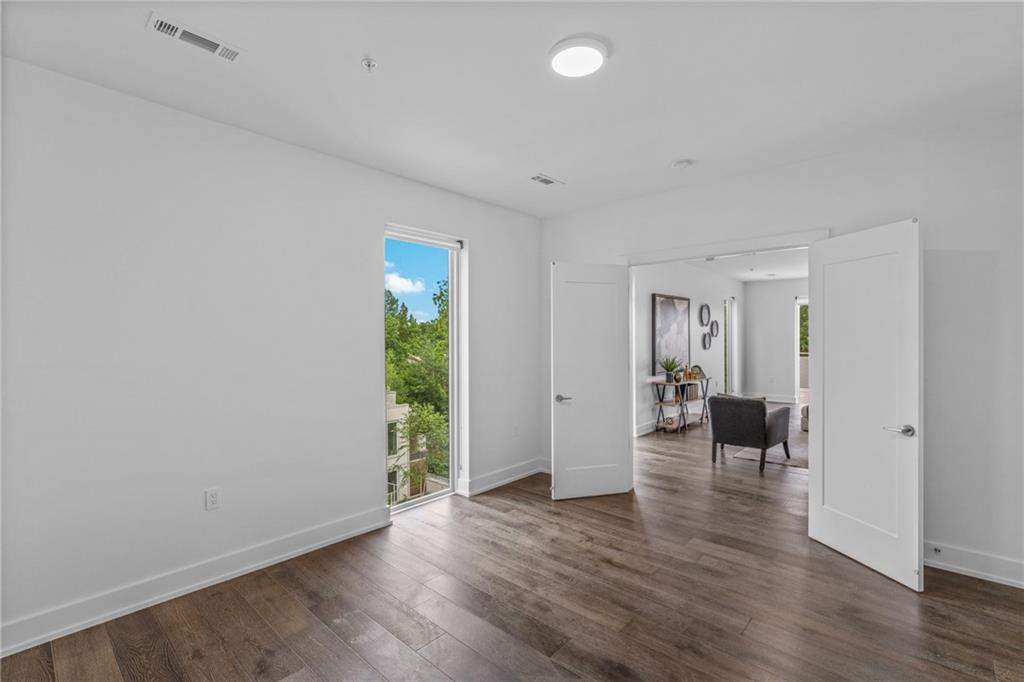 775 Juniper Street NE Unit 522