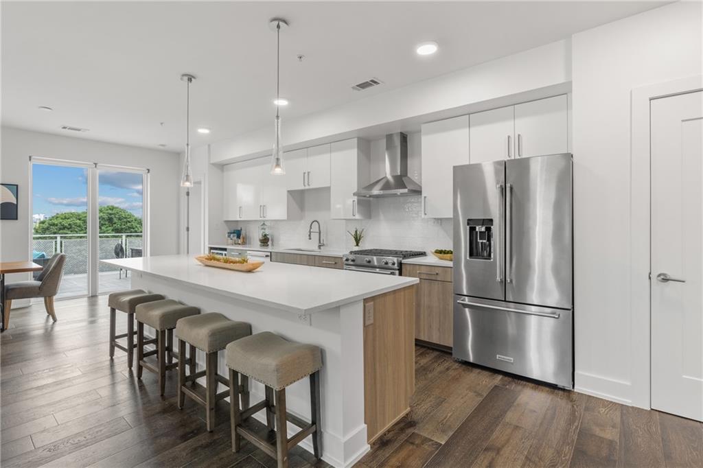 775 Juniper Street NE Unit 522