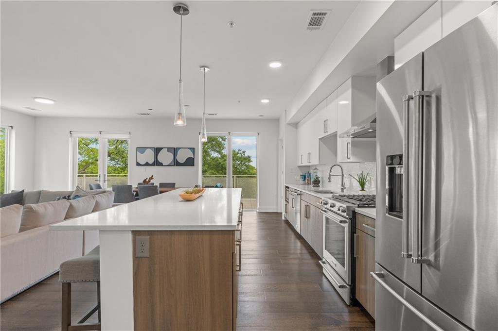 775 Juniper Street NE Unit 522