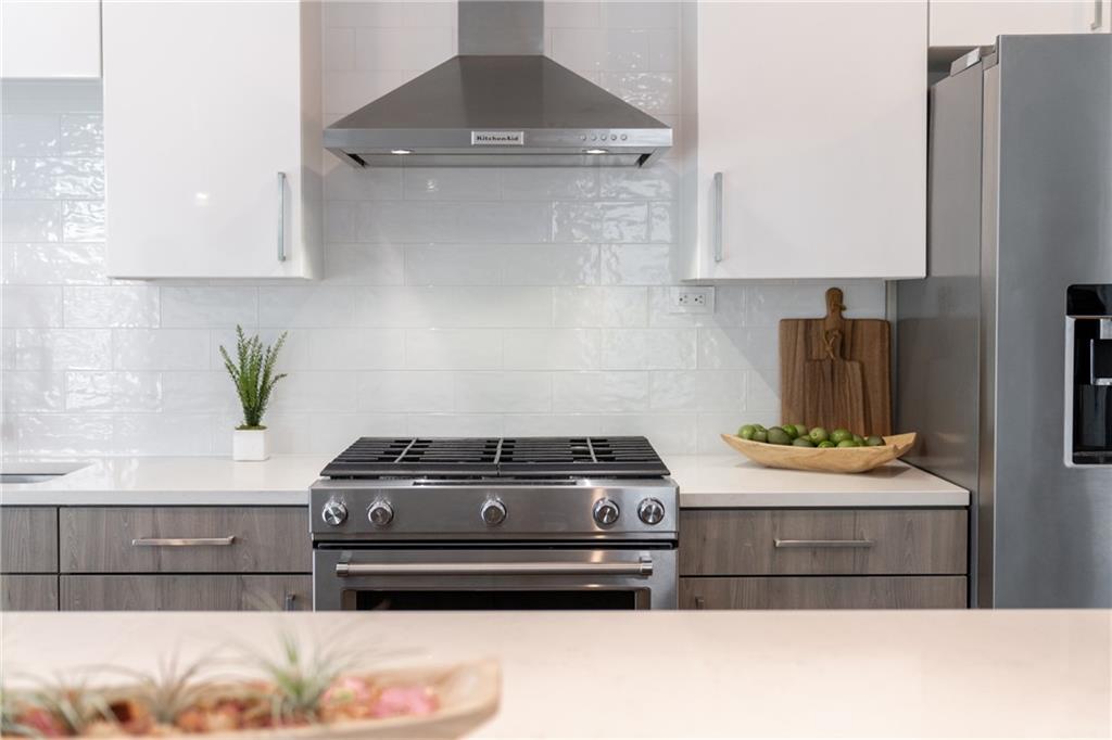 775 Juniper Street NE Unit 522