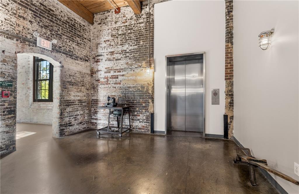 170 Boulevard SE Unit H327