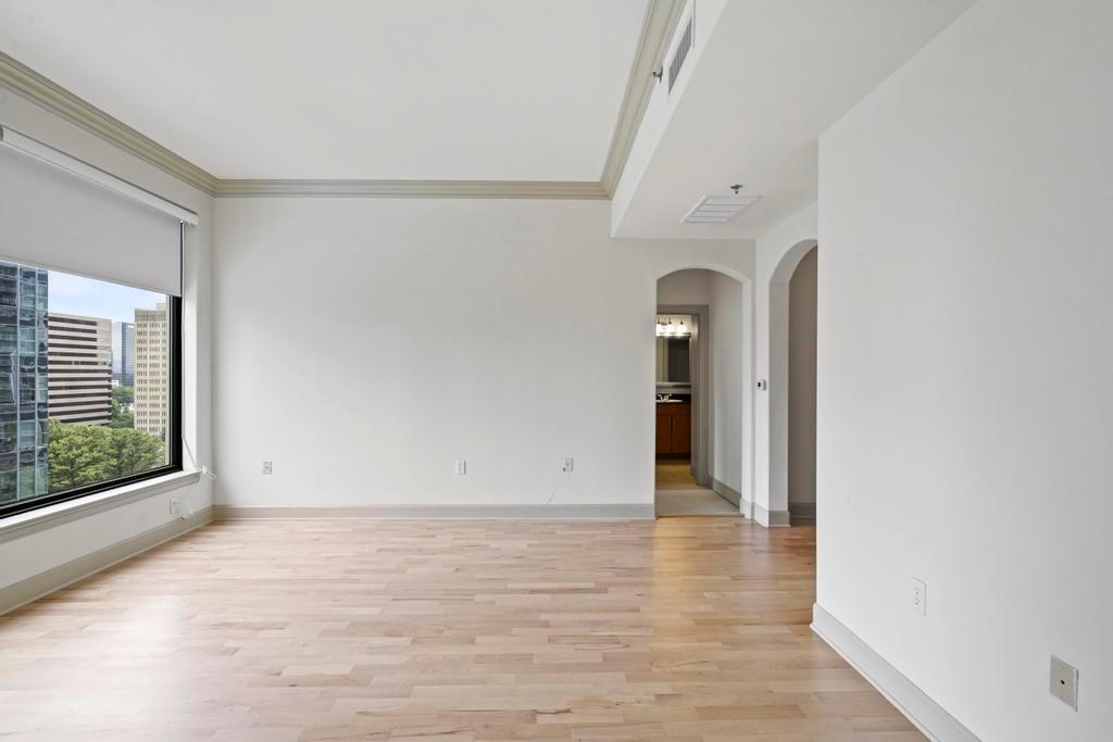 3445 Stratford Road NE Unit 1604