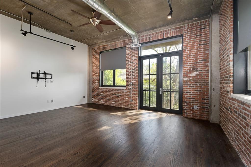 3235 Roswell Road Unit 407