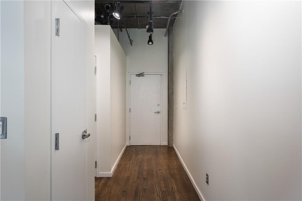 3235 Roswell Road Unit 407