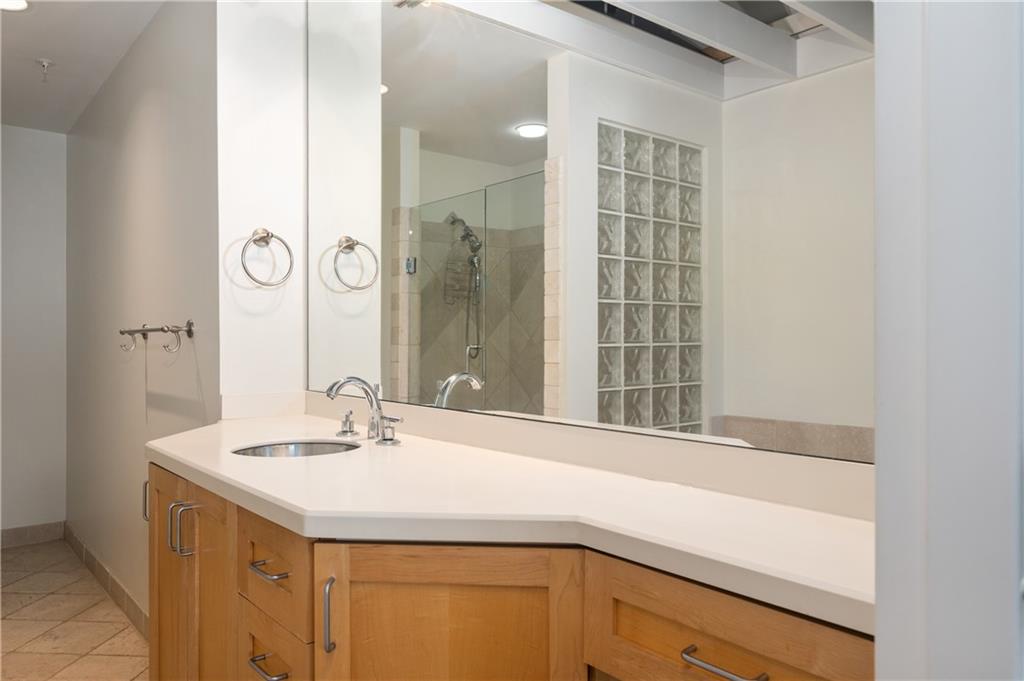 3235 Roswell Road Unit 407