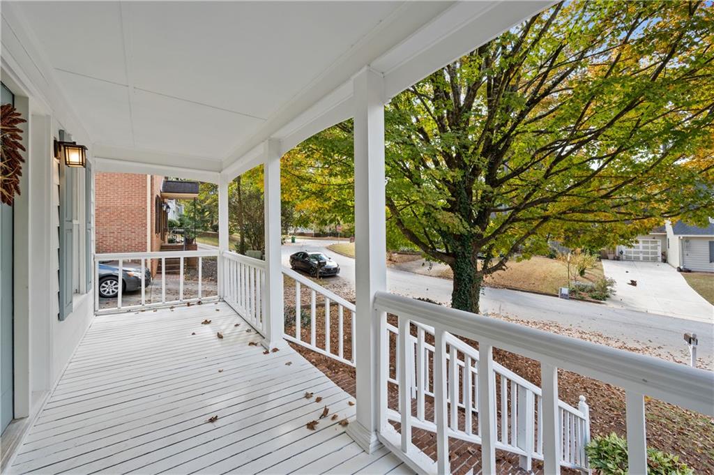 1375 Wenlock Edge Cove