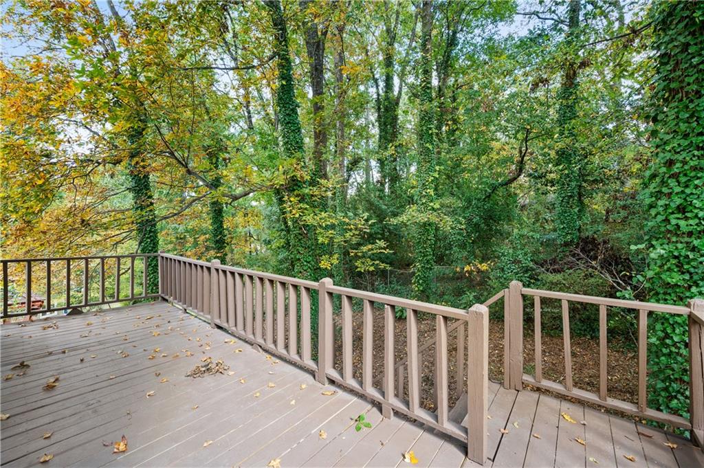 1375 Wenlock Edge Cove
