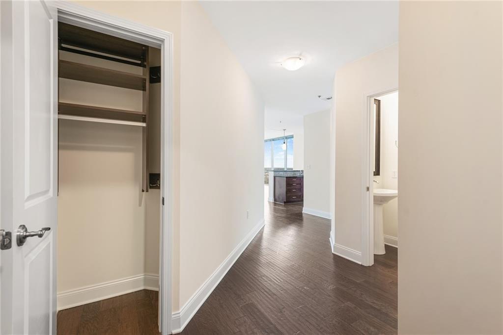 270 17th Street NW Unit 2302