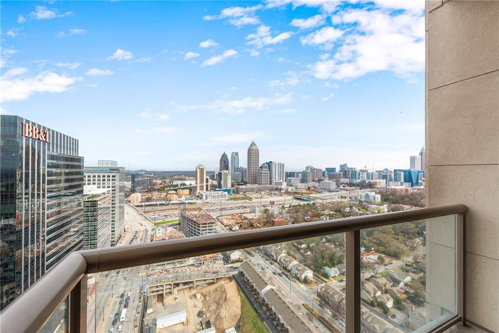 270 17th Street NW Unit 2302