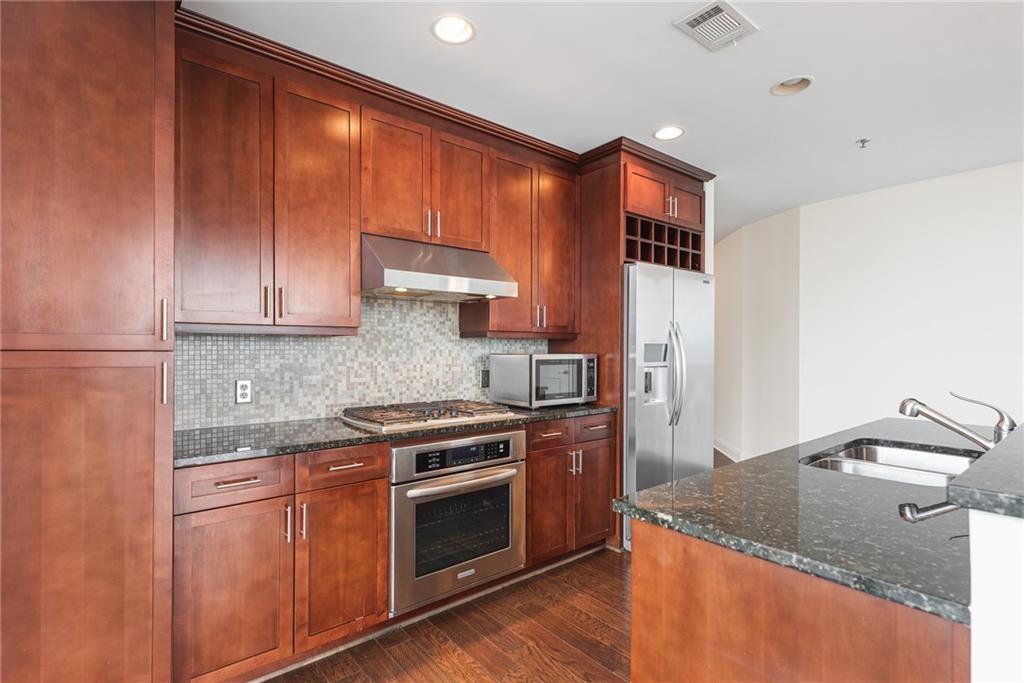 270 17th Street NW Unit 2302