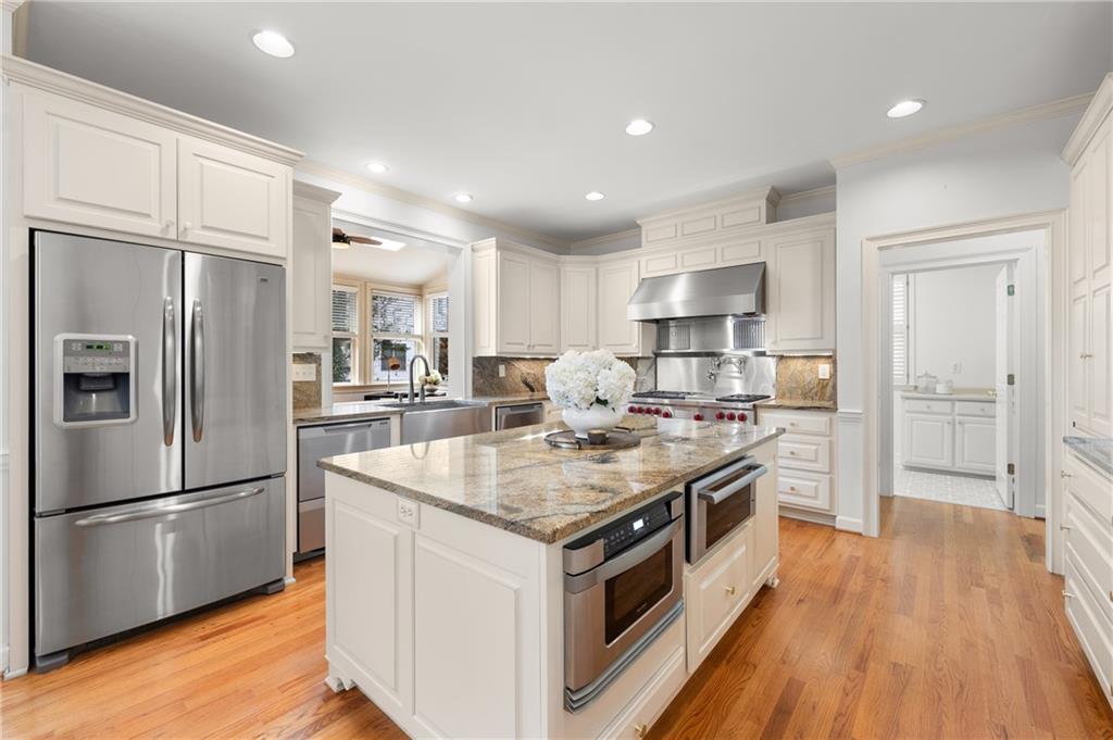 2060 Brassfield Way