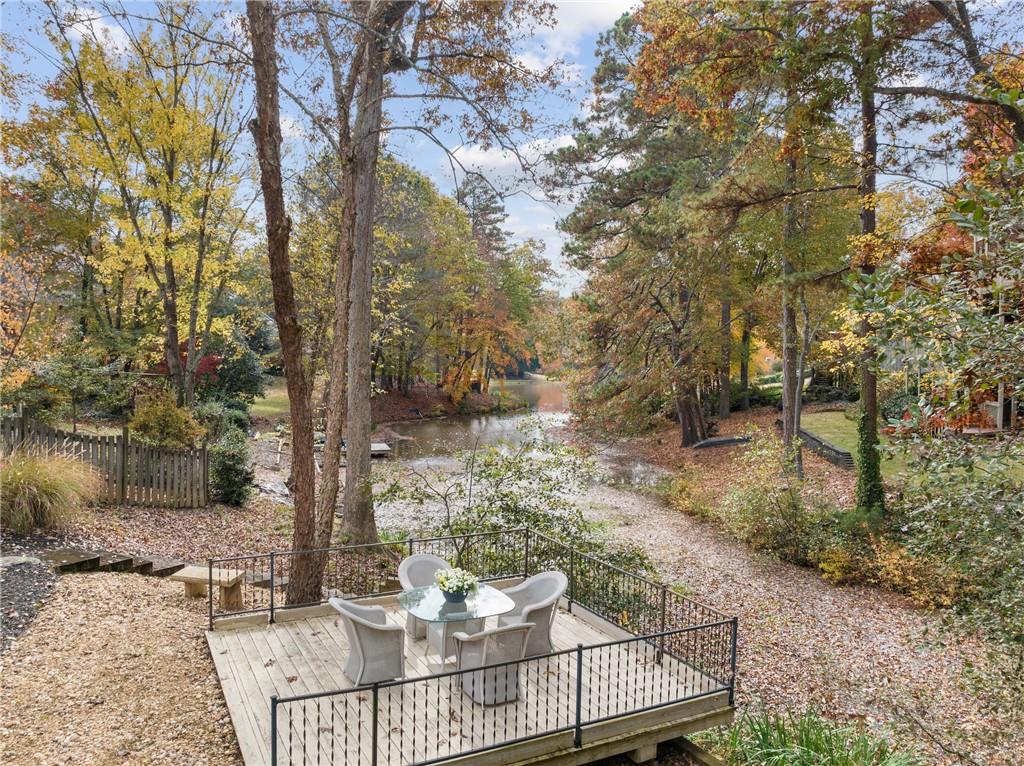 2060 Brassfield Way