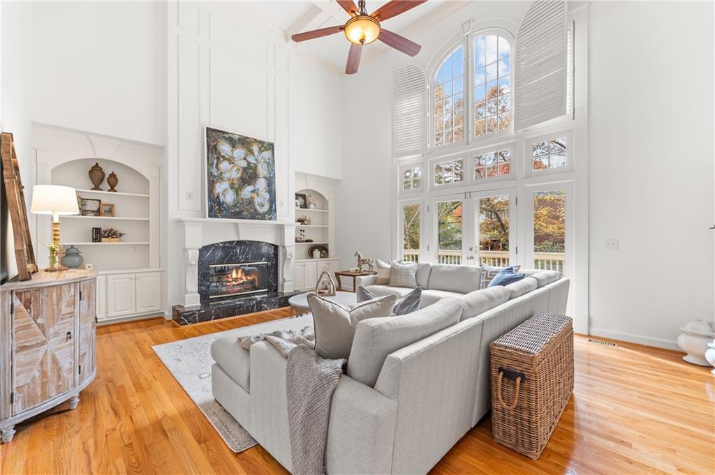 2060 Brassfield Way