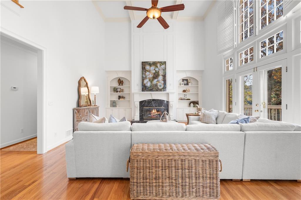 2060 Brassfield Way