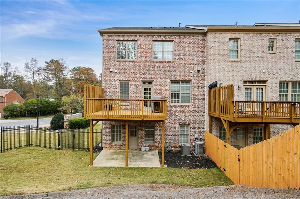 1199 Apperley Place
