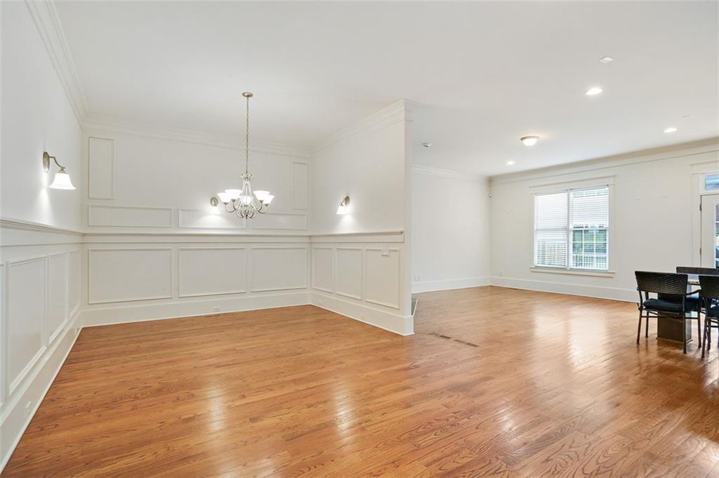 1199 Apperley Place
