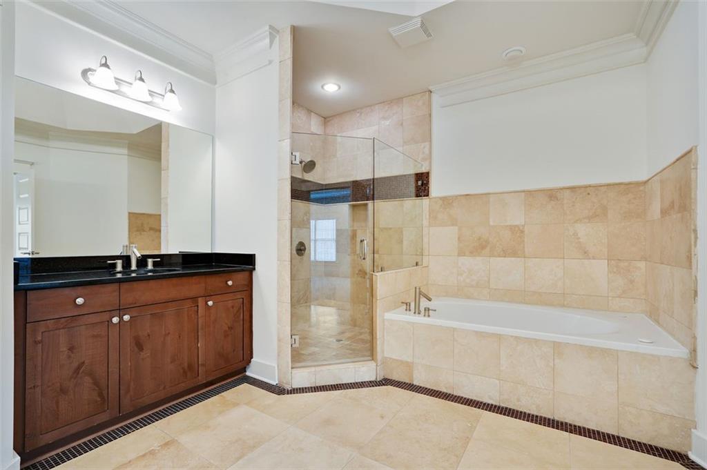 1199 Apperley Place