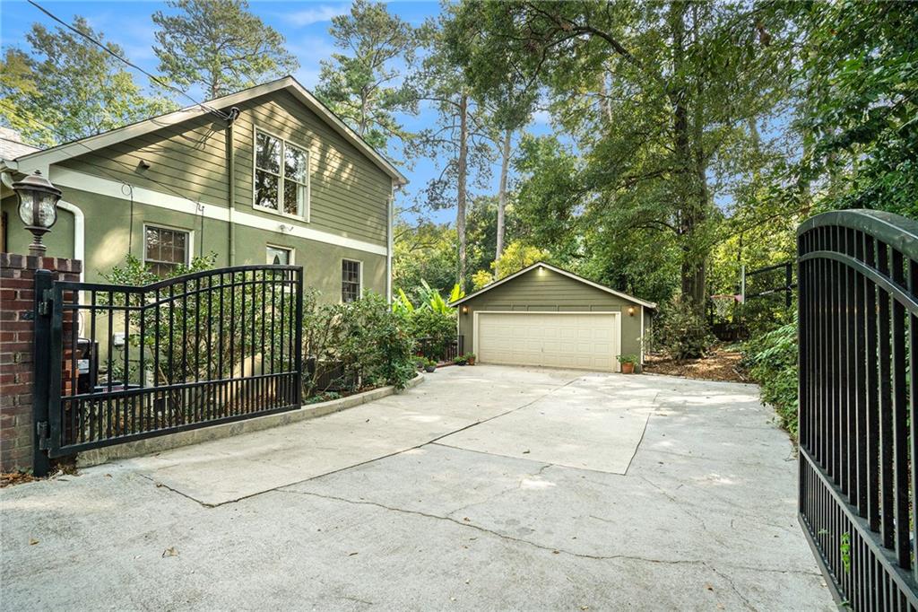 589 Pelham Road NE