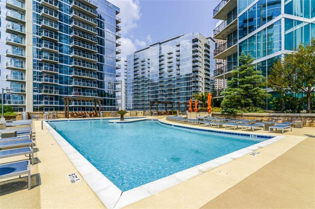 1080 Peachtree Street Unit 1302