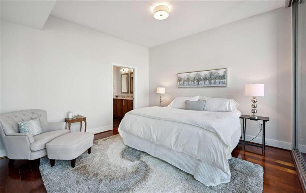 1080 Peachtree Street Unit 1302