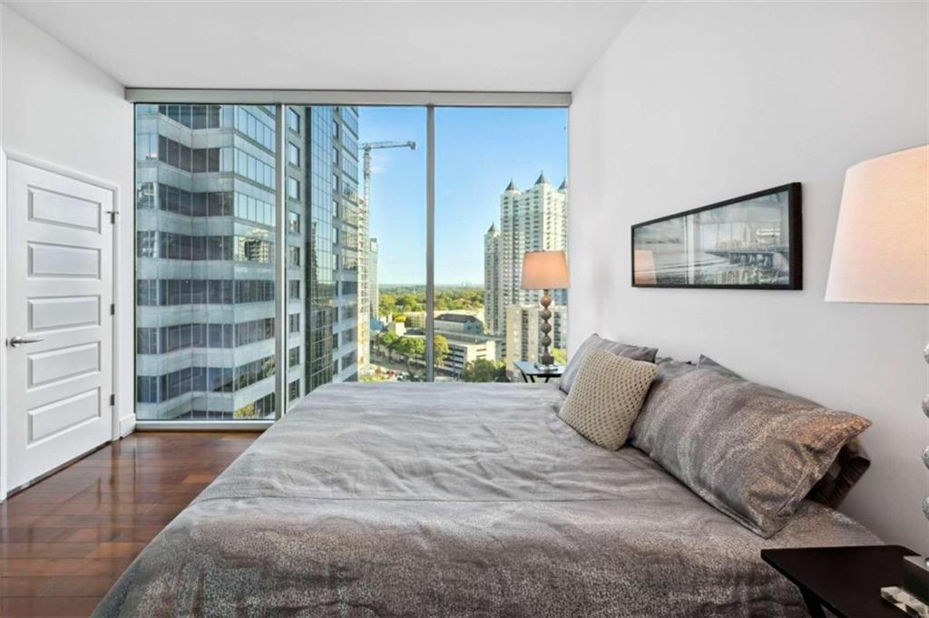 1080 Peachtree Street Unit 1302