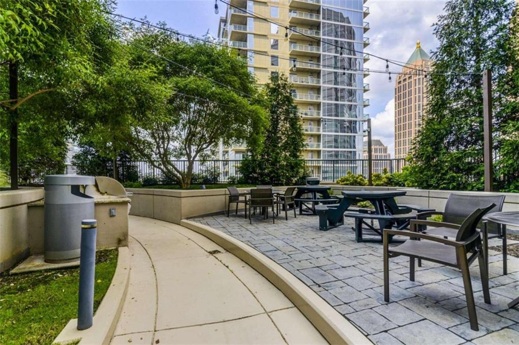 1080 Peachtree Street Unit 1302