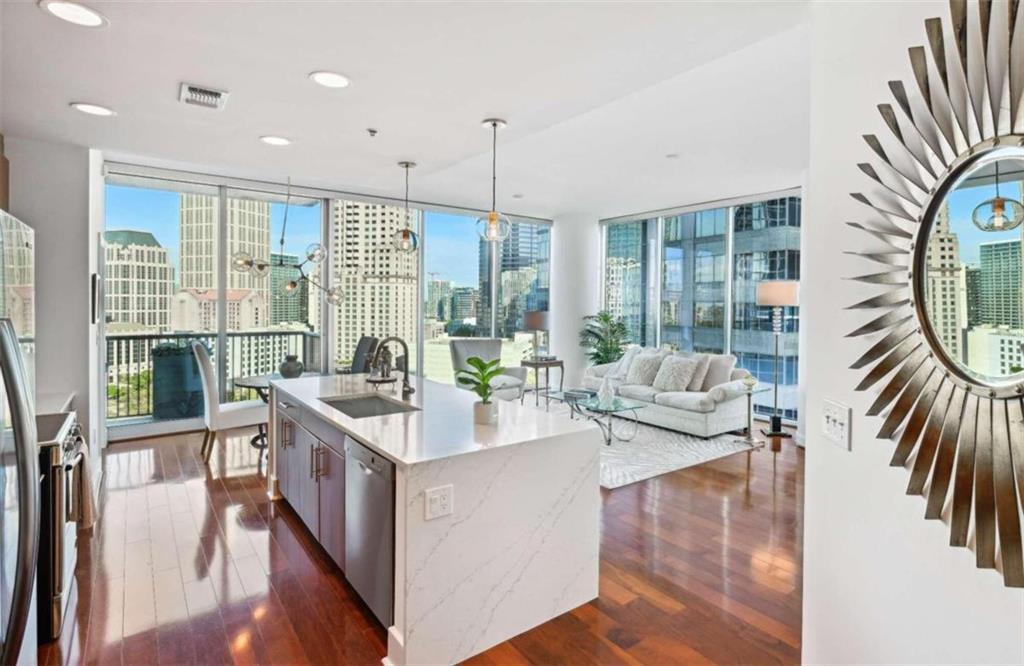 1080 Peachtree Street Unit 1302