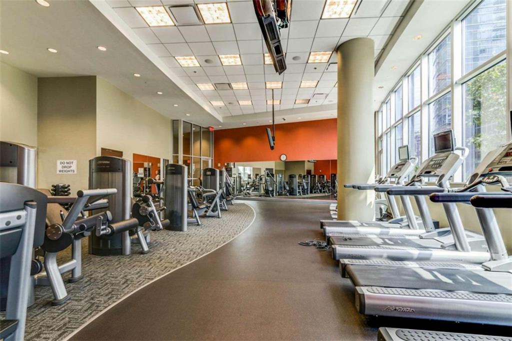 1080 Peachtree Street Unit 1302