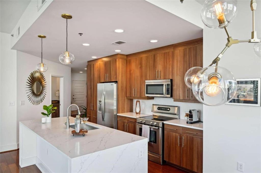 1080 Peachtree Street Unit 1302