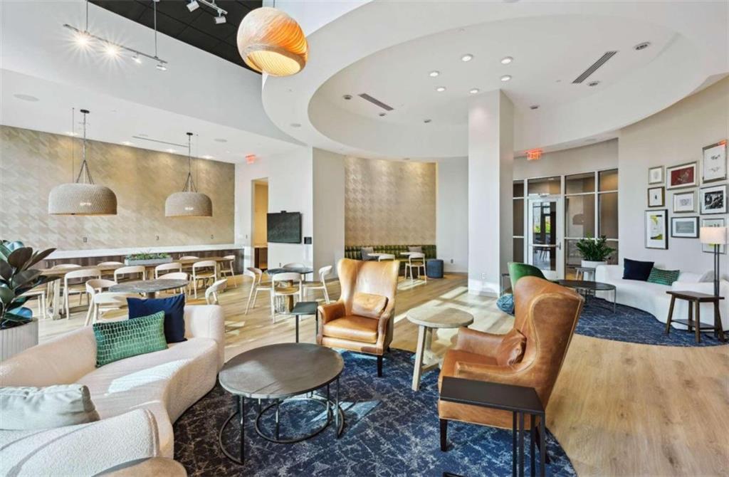 1080 Peachtree Street Unit 1302
