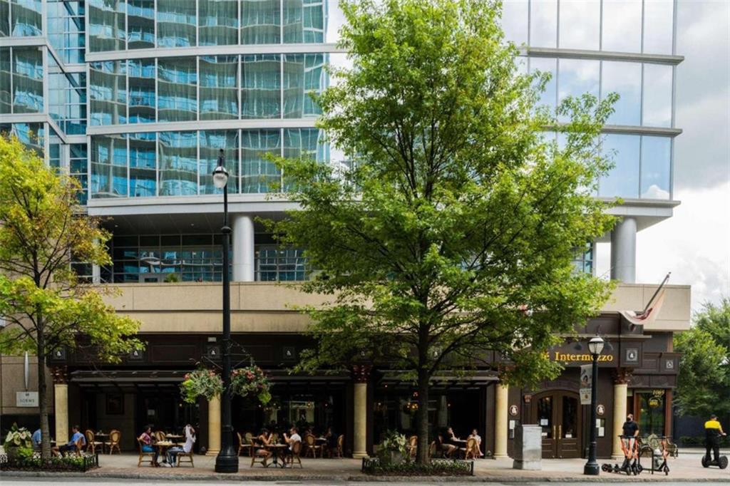 1080 Peachtree Street Unit 1302