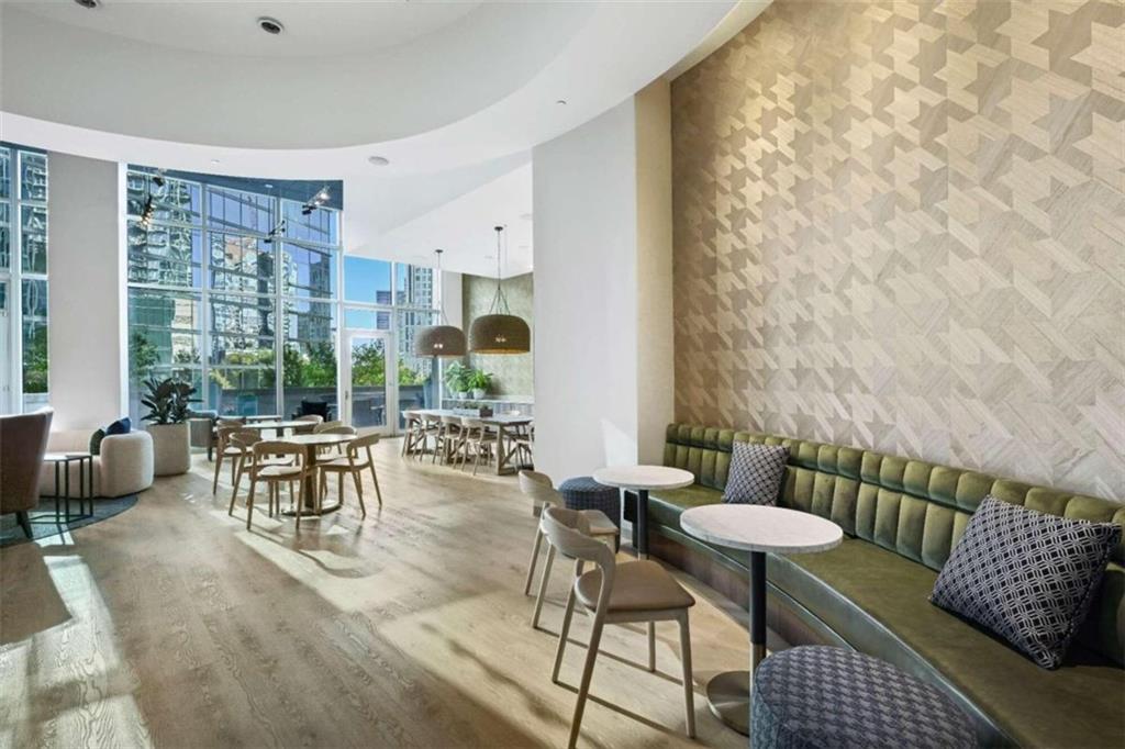 1080 Peachtree Street Unit 1302