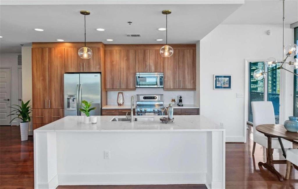 1080 Peachtree Street Unit 1302