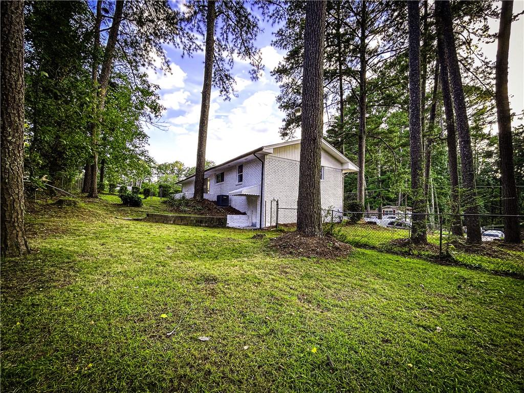 180 Lydia Drive SE